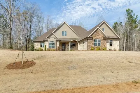 103 Crescent Dr, Forsyth, GA 31029 photo 1