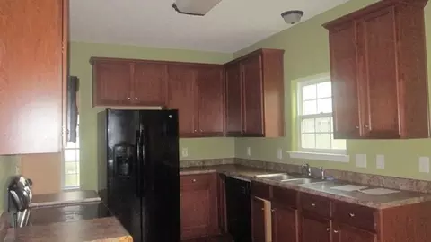 329 Cypress, Gray, GA 31032 photo 4