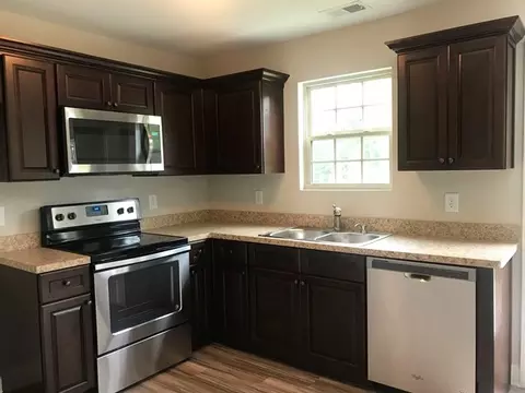 172 Keith Dr, Forsyth, GA 31029 photo 4