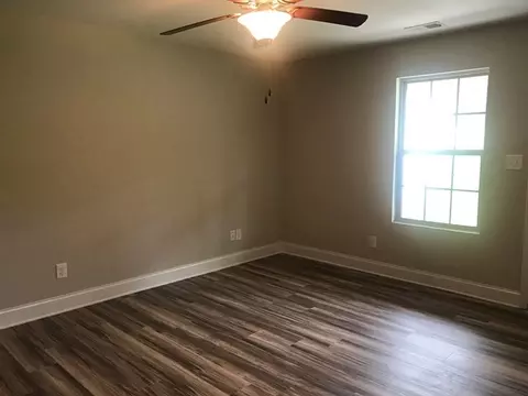 172 Keith Dr, Forsyth, GA 31029 photo 2