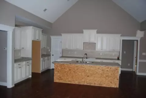 64 Jackson Dr, Forsyth, GA 31029 photo 6