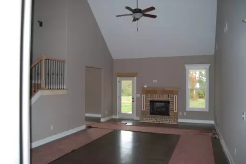 43 Jackson Dr, Forsyth, GA 31029 photo 4