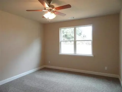 125 Sutton Dr, Perry, GA 31069 photo 14