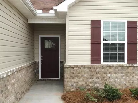 125 Sutton Dr, Perry, GA 31069 photo 3