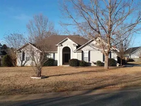 103 Spring Crest Ct, Bonaire, GA 31005 photo 2