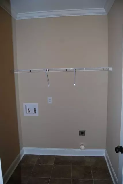 600 Dolly Dr, Forsyth, GA 31029 photo 13