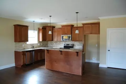600 Dolly Dr, Forsyth, GA 31029 photo 3