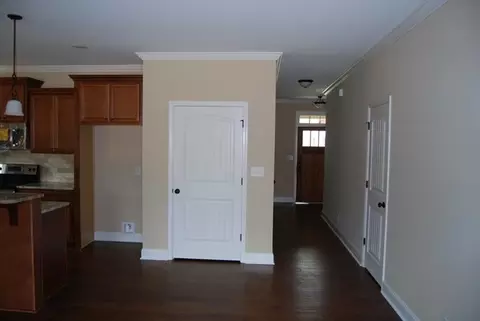 600 Dolly Dr, Forsyth, GA 31029 photo 4