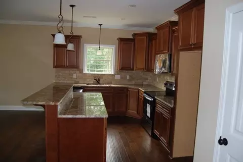 600 Dolly Dr, Forsyth, GA 31029 photo 5
