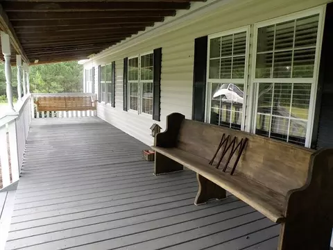 621 Haddock Dr, Haddock, GA 31033 photo 3