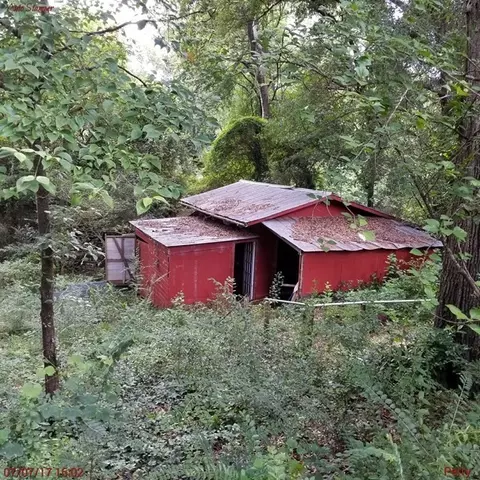 705 Charlse Dr, Perry, GA 31069 photo 2