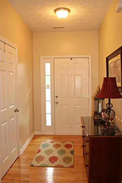 313 Hickory Rd, Jackson, GA 30233 photo 2