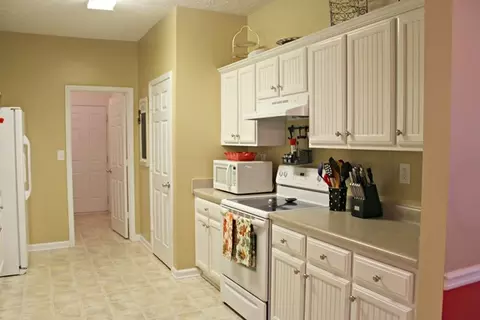 313 Hickory Rd, Jackson, GA 30233 photo 5