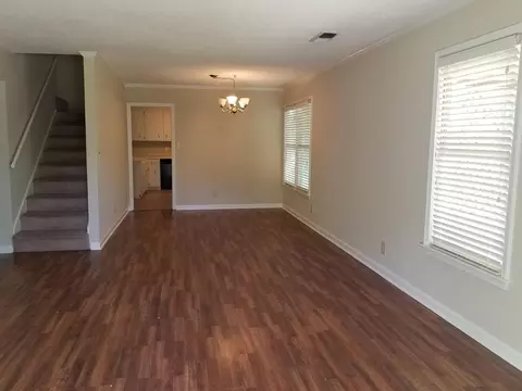 587 Shadow Moss Dr, Macon, GA 31204 photo 2