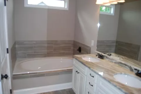 501 Constitution Dr, Forsyth, GA 31029 photo 13