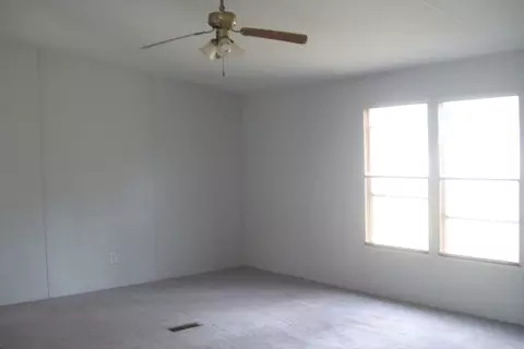 295 E Virginia Ln, Macon, GA 31217 photo 4