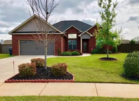 232 Amber Dr, Byron, GA 31008 photo 1