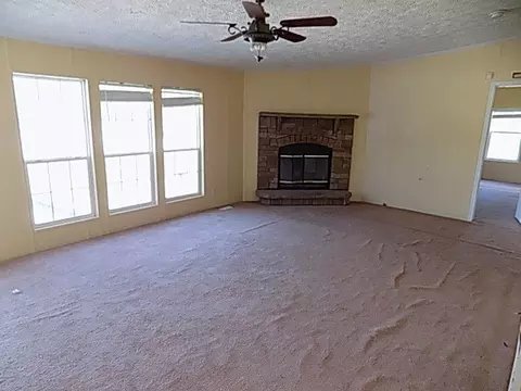 401 Spring Valley Dr, Byron, GA 31008 photo 6
