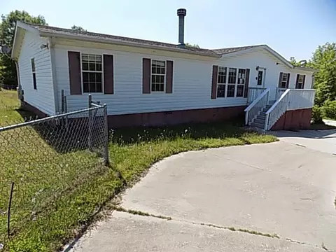 401 Spring Valley Dr, Byron, GA 31008 photo 1