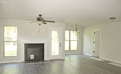 949 Weldon Rd, Forsyth, GA 31029 photo 2
