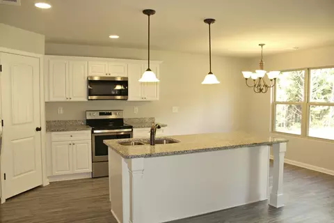 965 Weldon Rd, Forsyth, GA 31029 photo 4