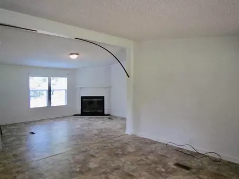 186 Gregory Dr, Gray, GA 31032 photo 4
