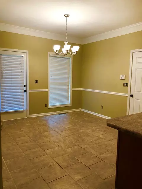 330 Cypress Dr, Gray, GA 31032 photo 4
