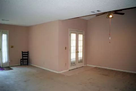 112 River Pointe Dr, Macon, GA 31211 photo 5