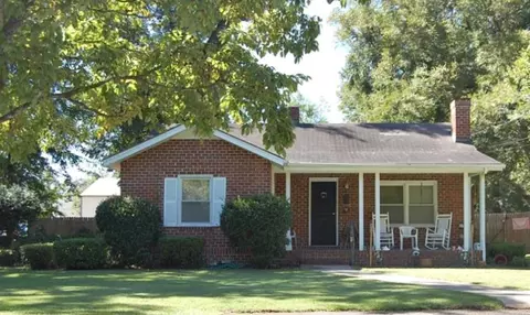 1005 Third St, Perry, GA 31069 photo 1