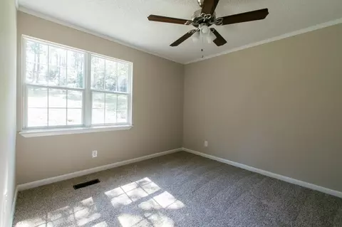 204 Custer Dr, Warner Robins, GA 31093 photo 3