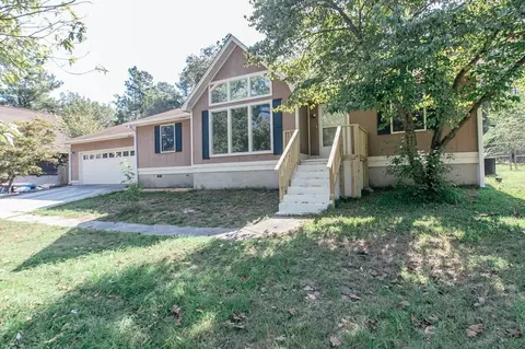 204 Custer Dr, Warner Robins, GA 31093 photo 2
