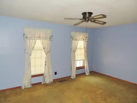 39 Walker Cir, Byron, GA 31008 photo 9