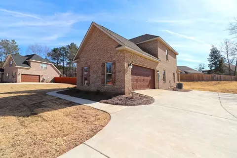 102 Bent Tree Ct, Byron, GA 31008 photo 4