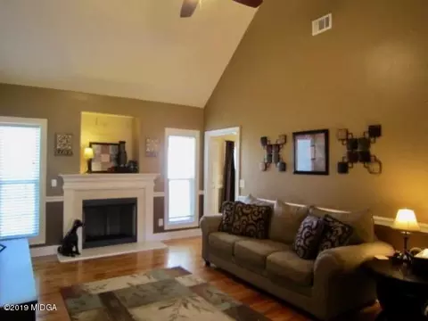 155 Henry Dr, Gray, GA 31032 photo 5