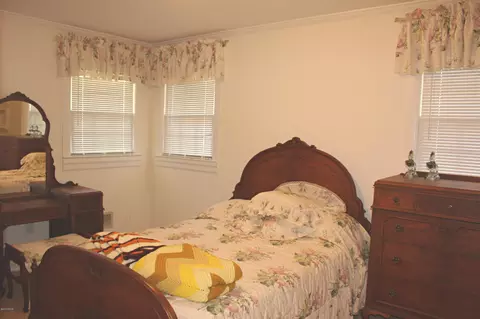 113 Pine St, Barnesville, GA 30204 photo 7
