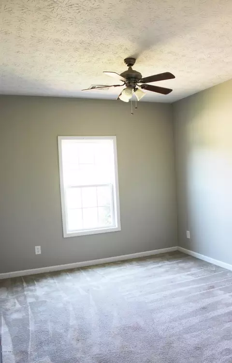 318 Hickory Rd, Jackson, GA 30233 photo 6