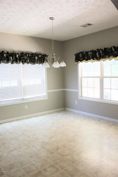 318 Hickory Rd, Jackson, GA 30233 photo 3