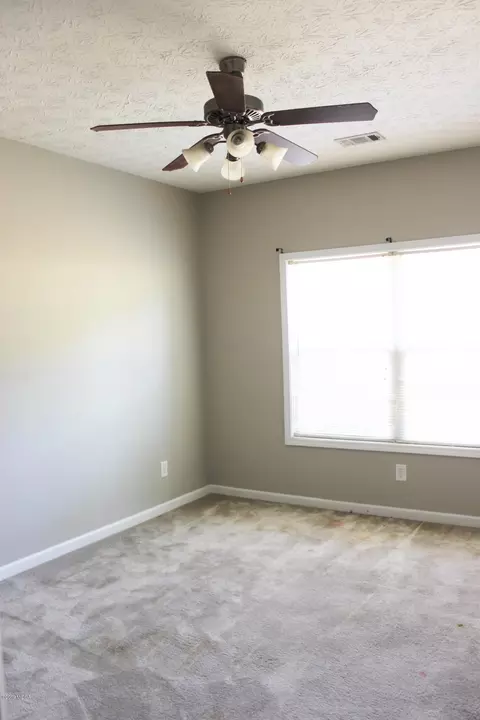 318 Hickory Rd, Jackson, GA 30233 photo 5