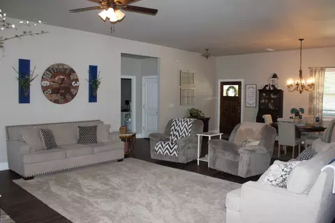 115 Tee Dr, Forsyth, GA 31029 photo 3
