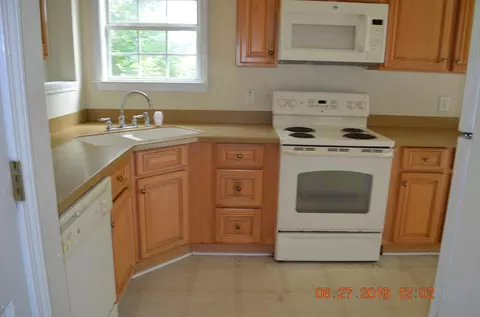 364 Amanda Dr, Gray, GA 31032 photo 3