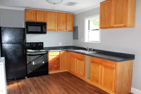 191 E Clinton St, Gray, GA 31032 photo 5