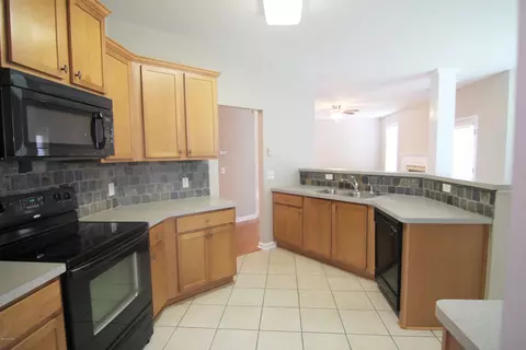 116 Christopher Dr, Byron, GA 31008 photo 10