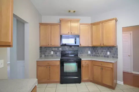 116 Christopher Dr, Byron, GA 31008 photo 9