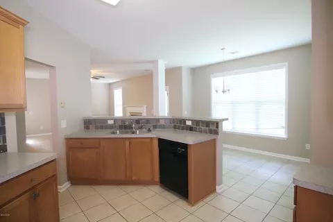 116 Christopher Dr, Byron, GA 31008 photo 11