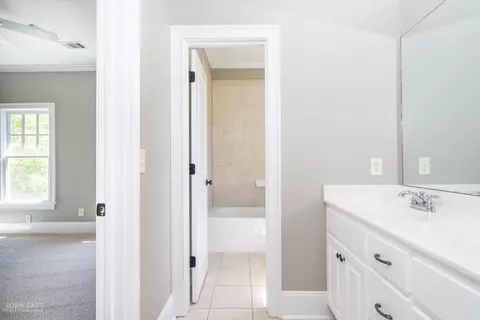 215 Diamond Pl, Gray, GA 31032 photo 8