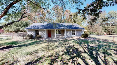 642 Mitchell Rd, Forsyth, GA 31029 photo 1