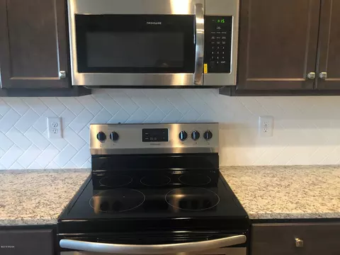 166 Amelia Dr, Byron, GA 31008 photo 8