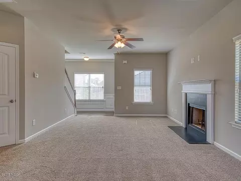 902 Amelia Dr, Byron, GA 31008 photo 16