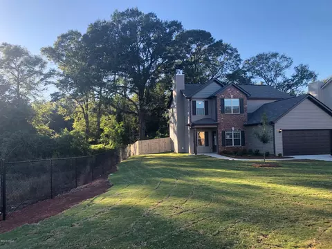 902 Amelia Dr, Byron, GA 31008 photo 2