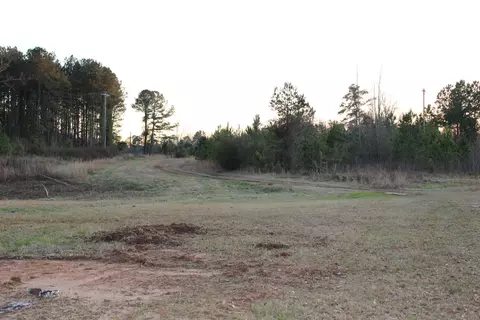 315 Davis Rd, Gray, GA 31032 photo 2